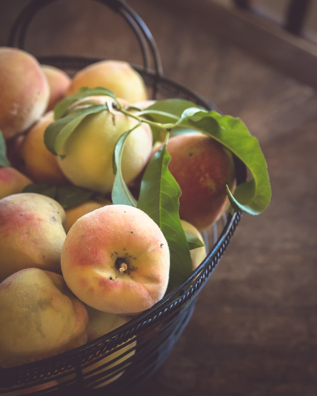 homemade peach cobbler